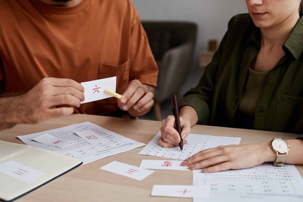 Quels sont les avantages de prendre des cours de chinois mandarin pour adultes ?